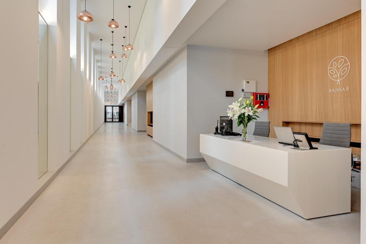 Central Apartment - Free Private Parking Gdansk Bagian luar foto