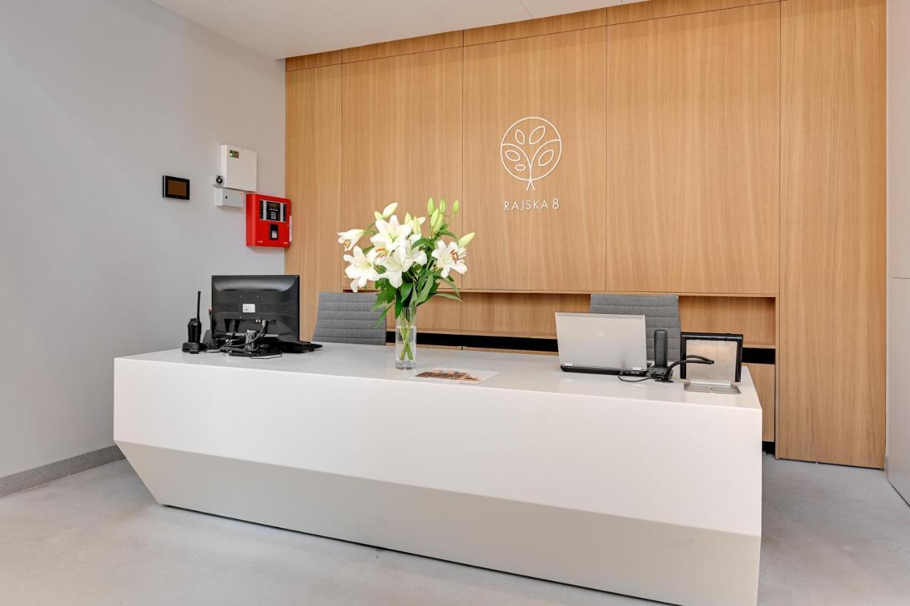 Central Apartment - Free Private Parking Gdansk Bagian luar foto